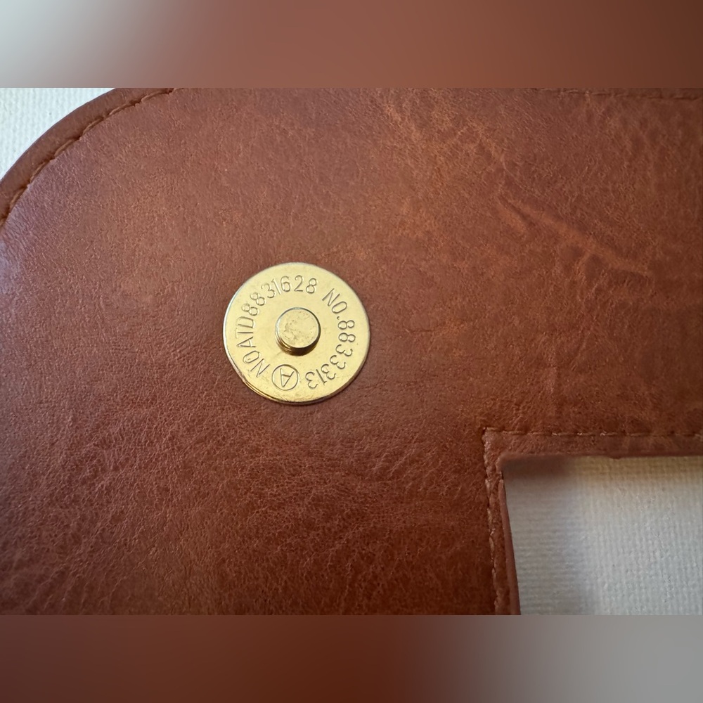 NOATD Brown Leather Handle Clutch Bag - Picture 4 of 12